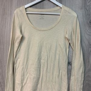 American Eagle Outfitters Long Sleeved Tee